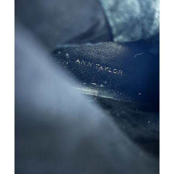 Women's ANN TAYLOR Black Leather Low Heel Flat Knee High Boots - Size 6 - Picture 6 of 10